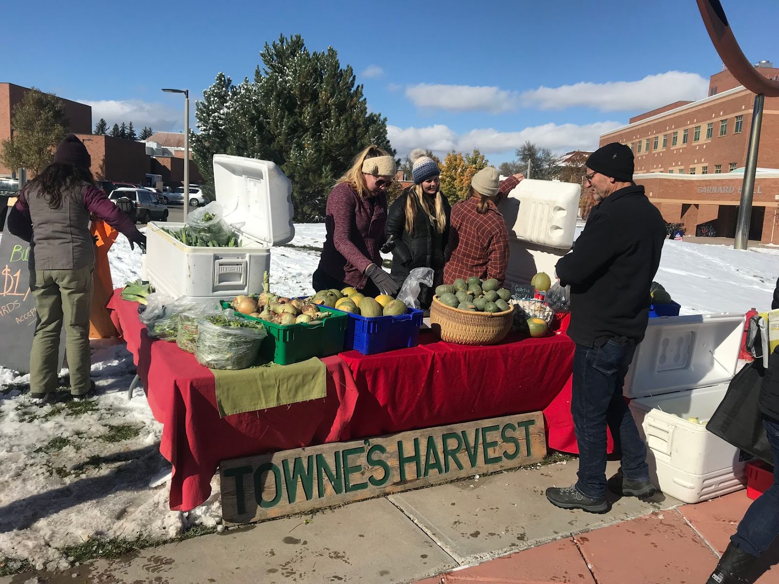 farm stand 2